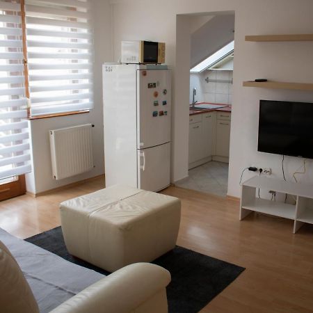 Csalogany Apartman Leilighet Szekszárd Eksteriør bilde